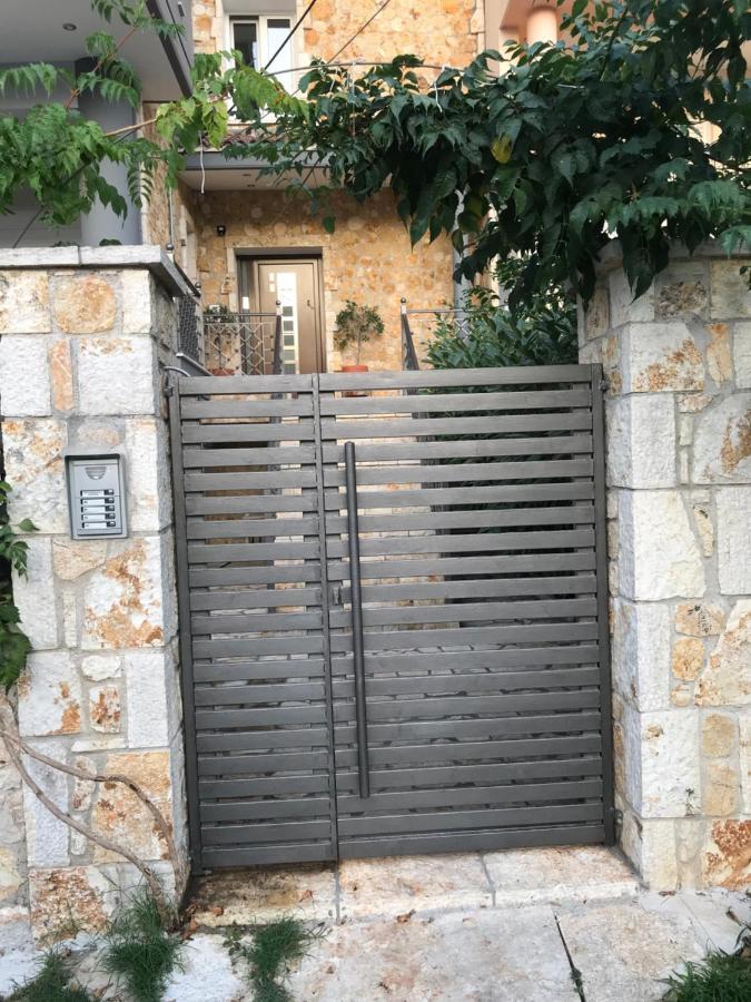 Cyclops Luxury Apartments Igoumenitsa Esterno foto