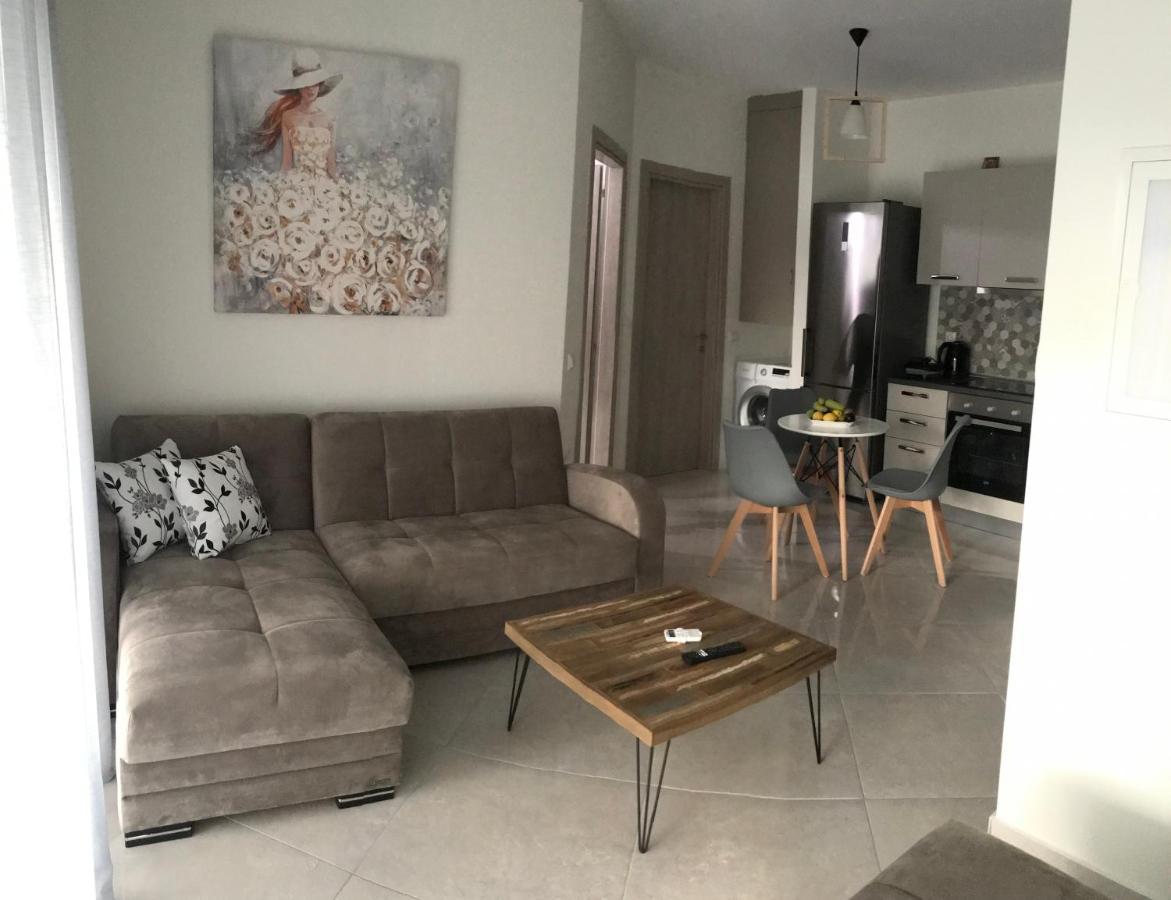 Cyclops Luxury Apartments Igoumenitsa Esterno foto