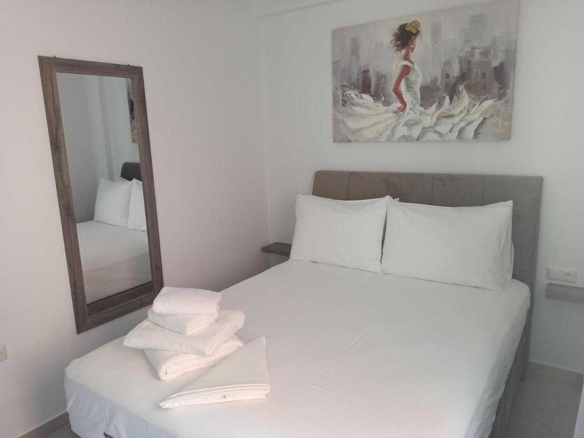 Cyclops Luxury Apartments Igoumenitsa Esterno foto