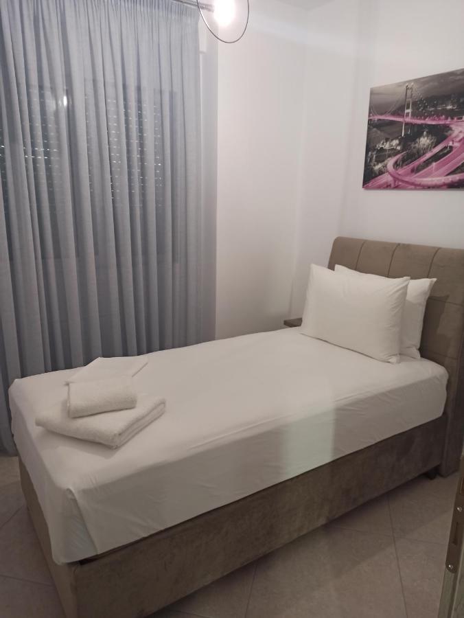 Cyclops Luxury Apartments Igoumenitsa Esterno foto